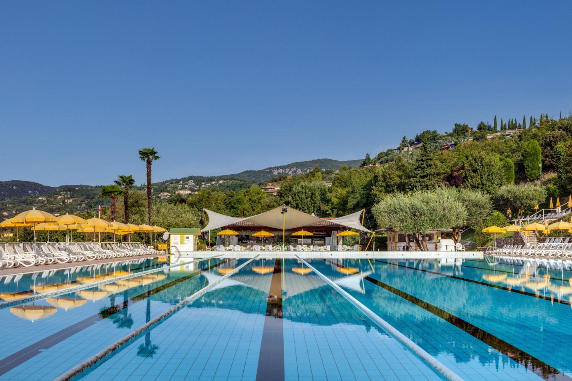 Apart-hotel Poiano Garda 3*