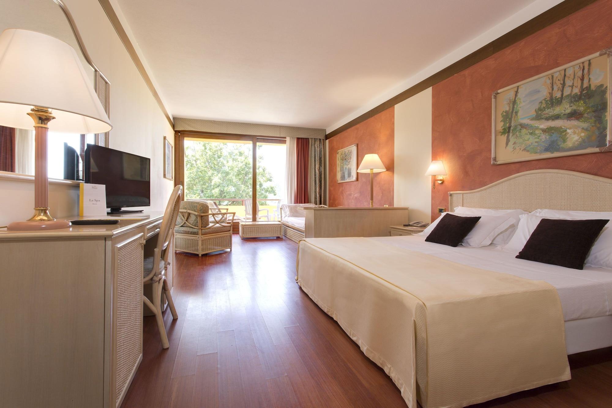 Poiano Garda Apartahotel 3*