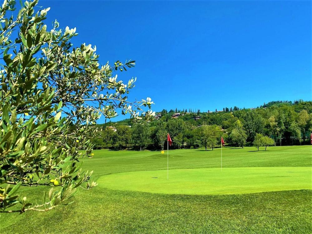 Poiano Garda Resort Appartamenti 3*